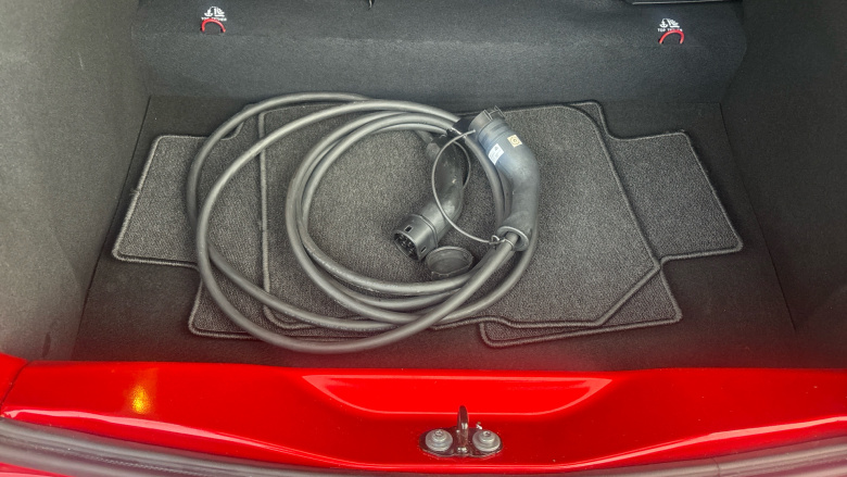 Renault Zoe 100kW GT Line + R135 50kWh Rapid Charge 5dr Auto Electric Hatchback